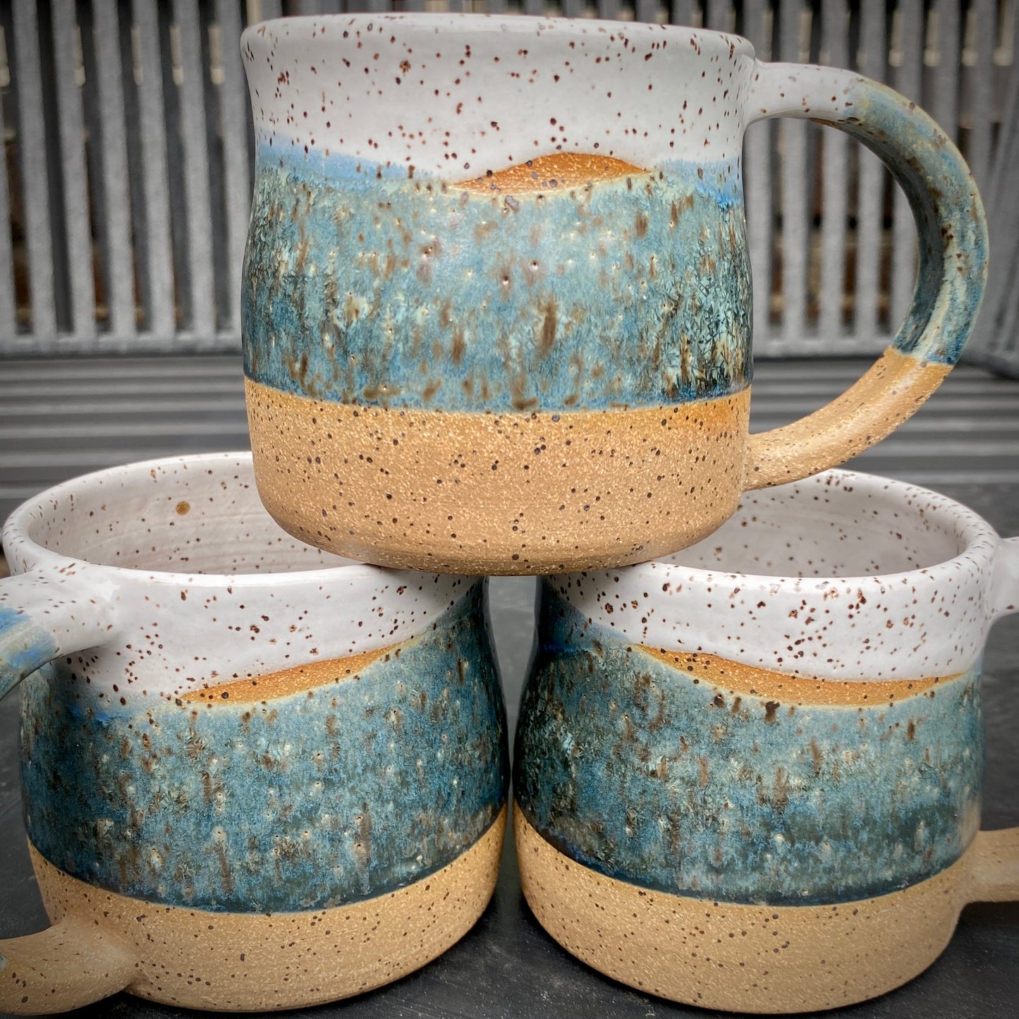 10oz Mug in White/Cerulean