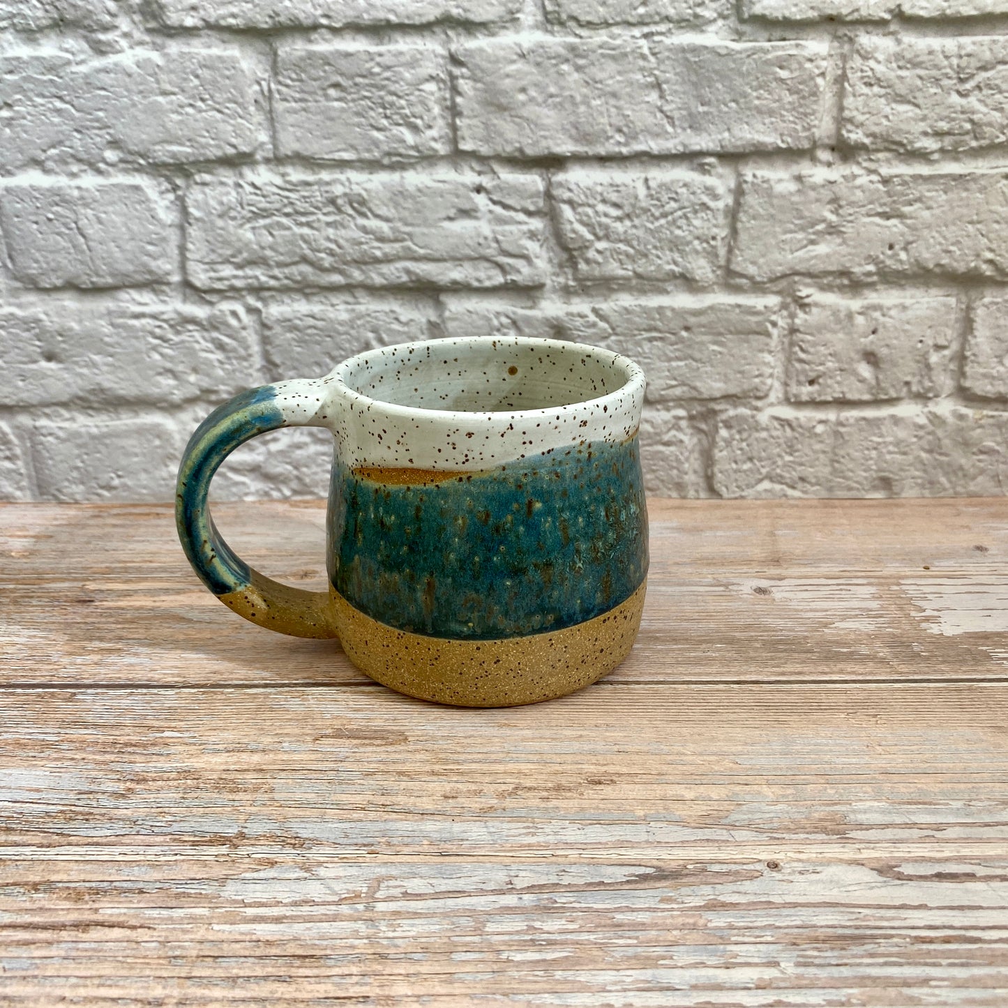 10oz Mug in White/Cerulean