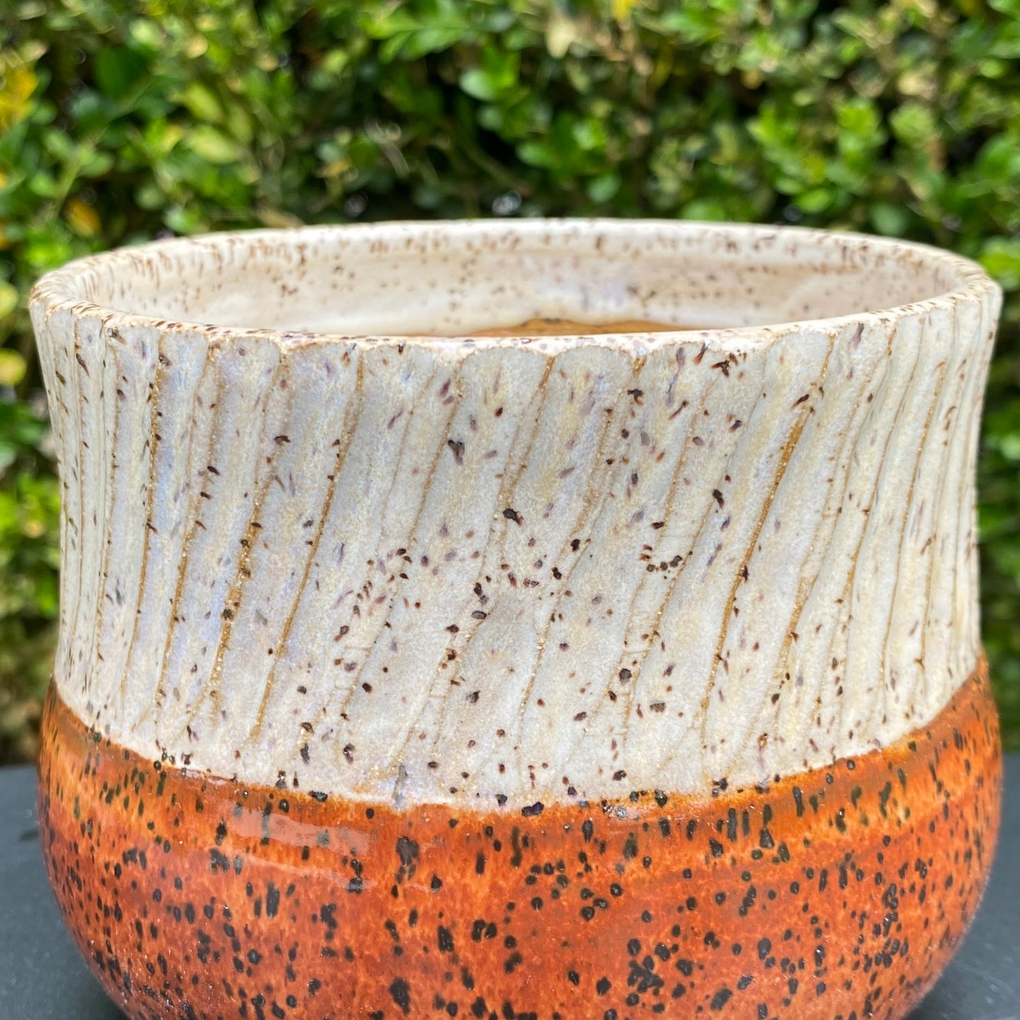 Fluted Planter - safari brown