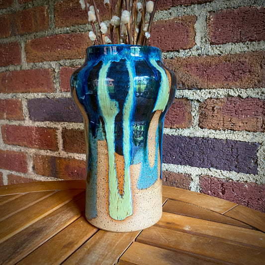 Retro Vibes Vase