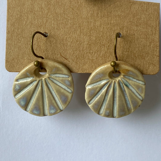 Disc earrings bronze hooks - milk glass scallop