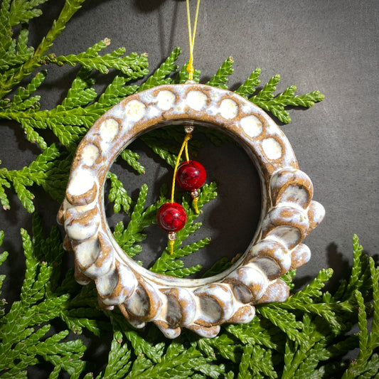 Wreath style ornament