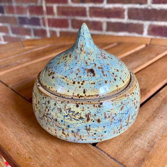 Kiss Jar