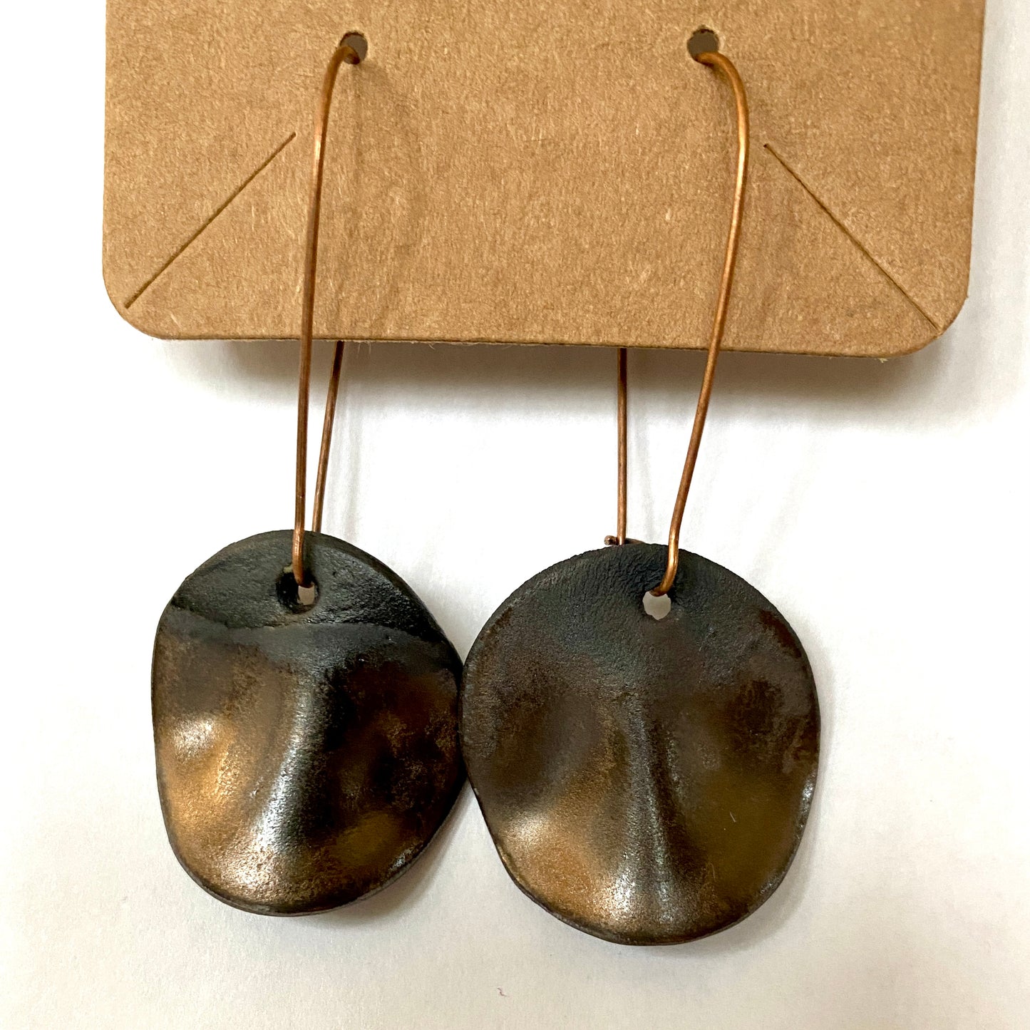 Disc earrings on copper hooks - satin black/gold