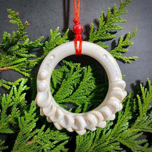 Wreath style ornament
