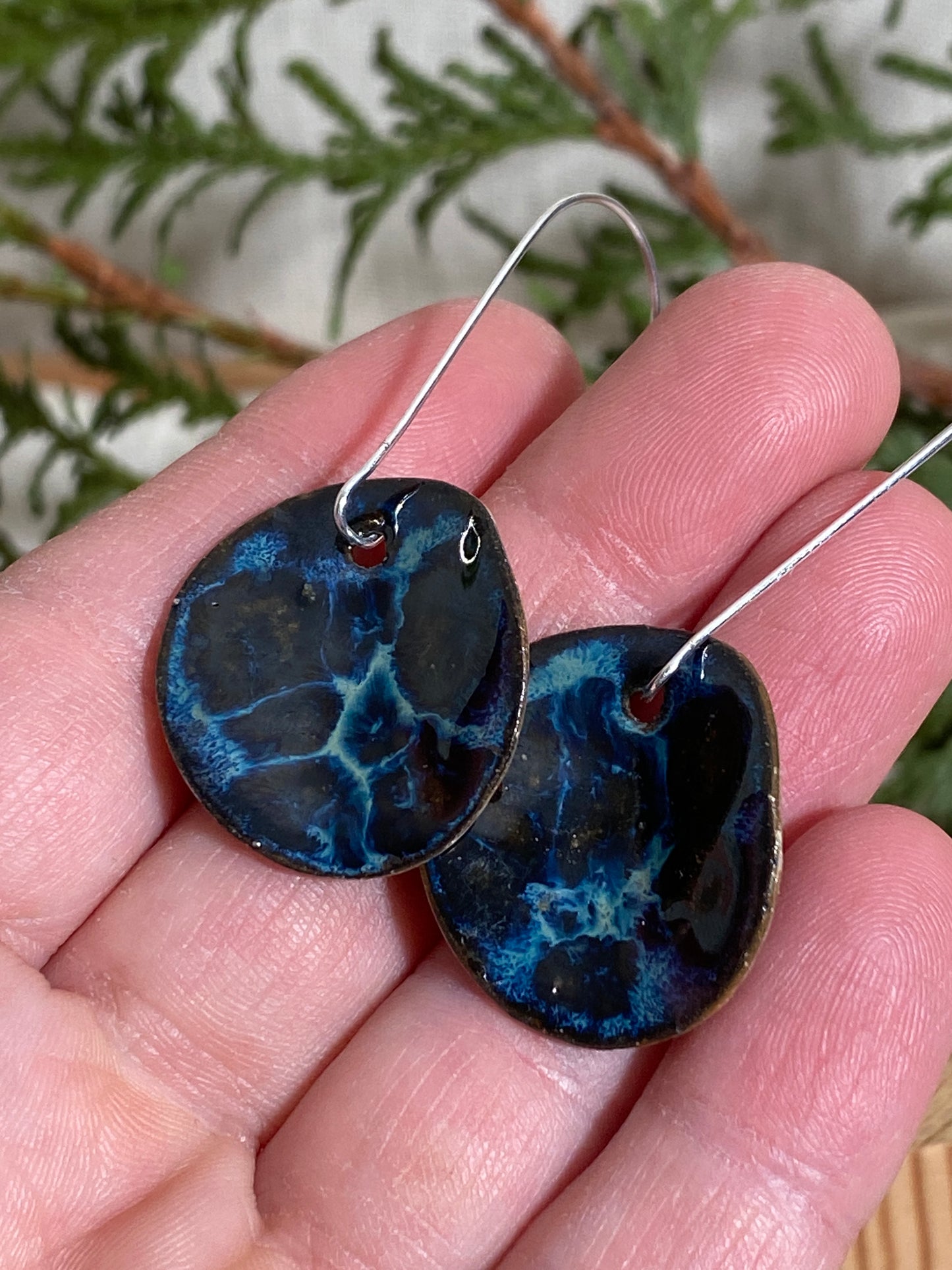 Disc earrings on long kidney hooks - blue lightening
