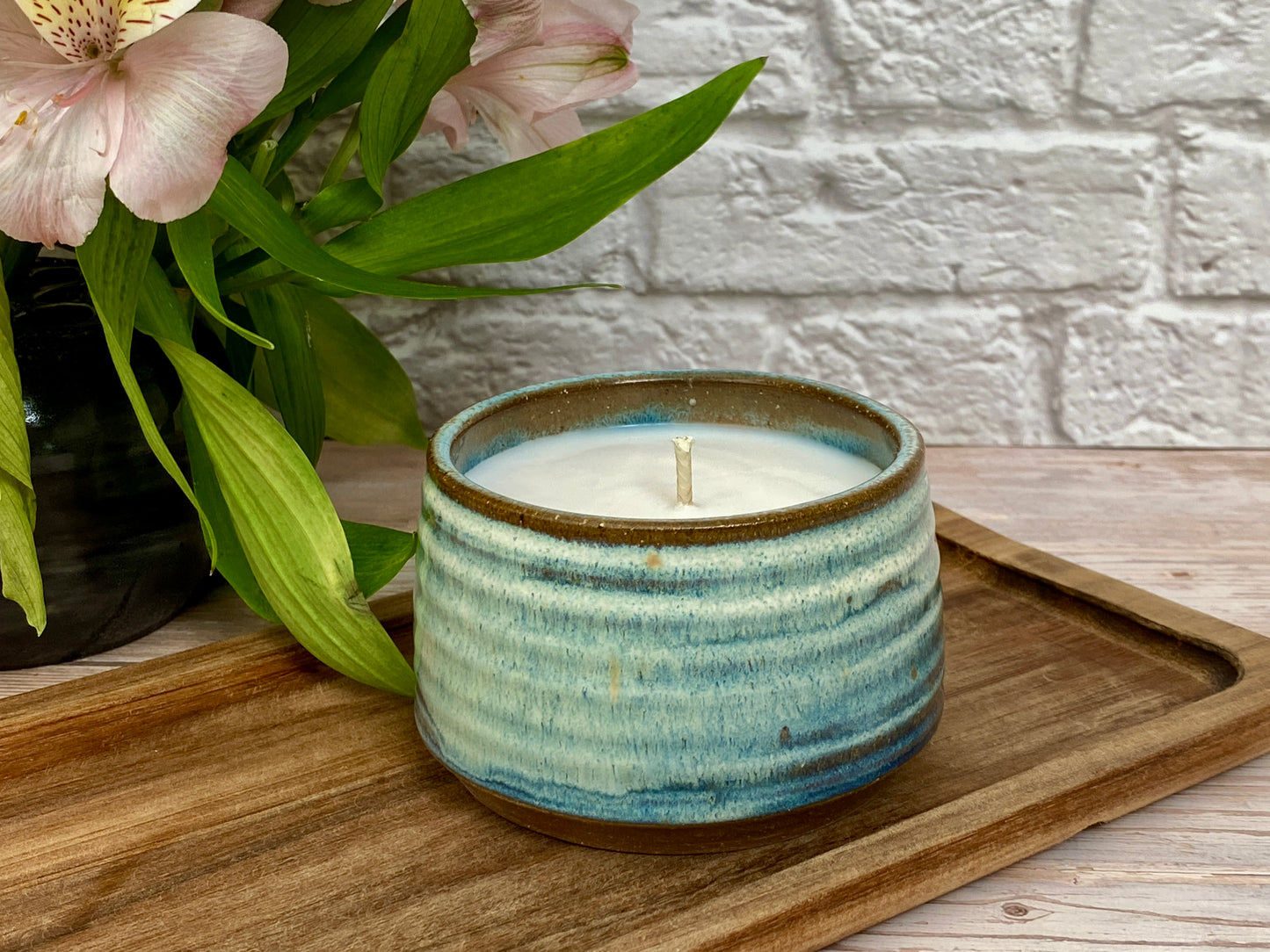 6oz Refillable Candle - ribbed blue